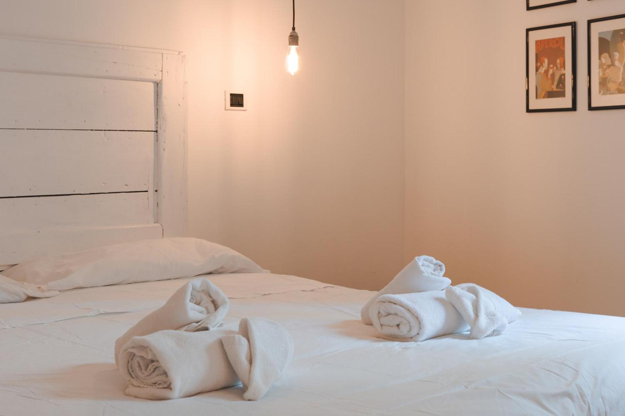 La Stazione Degli Artisti Apartment Триест Екстериор снимка