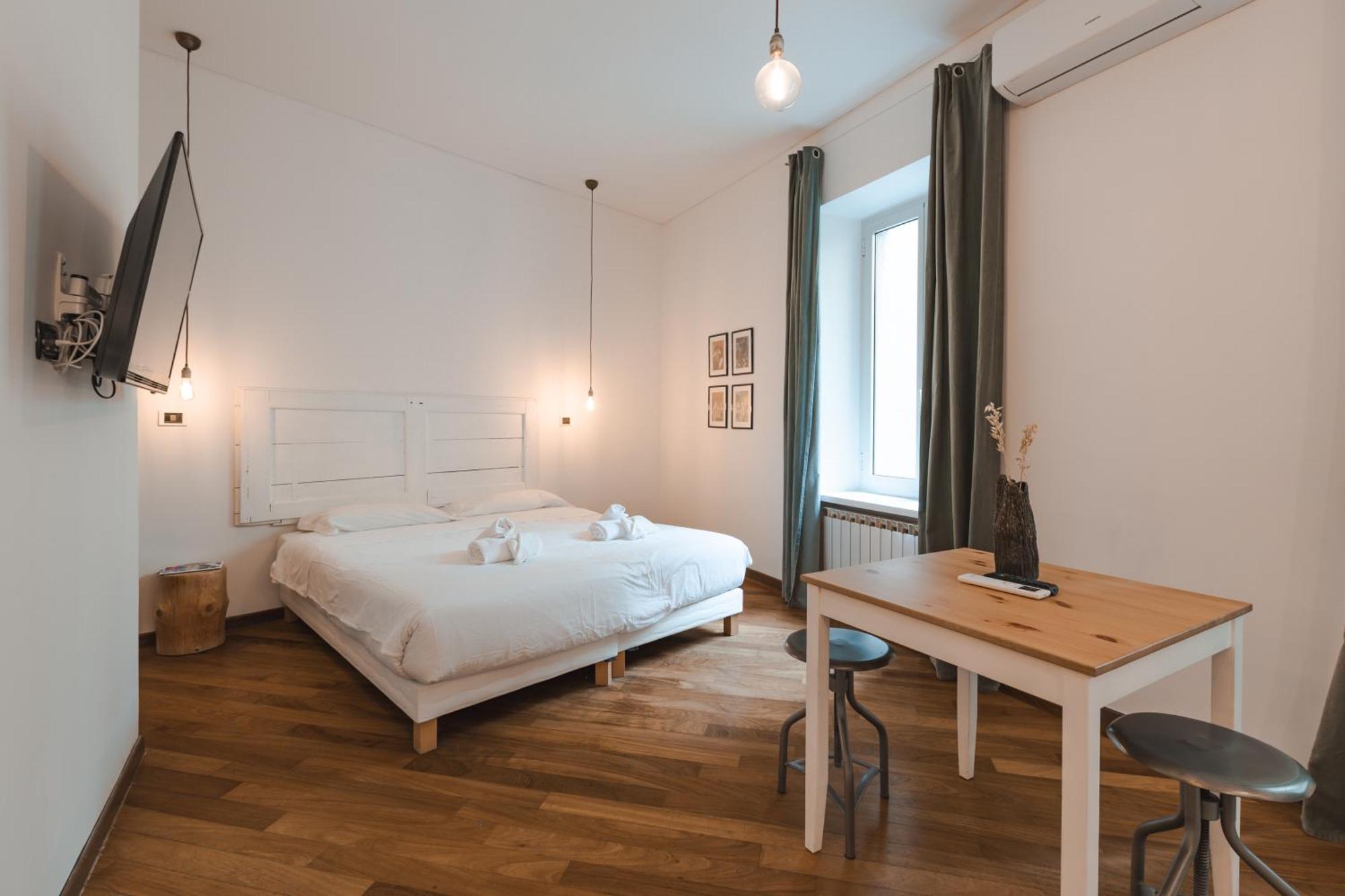 La Stazione Degli Artisti Apartment Триест Екстериор снимка
