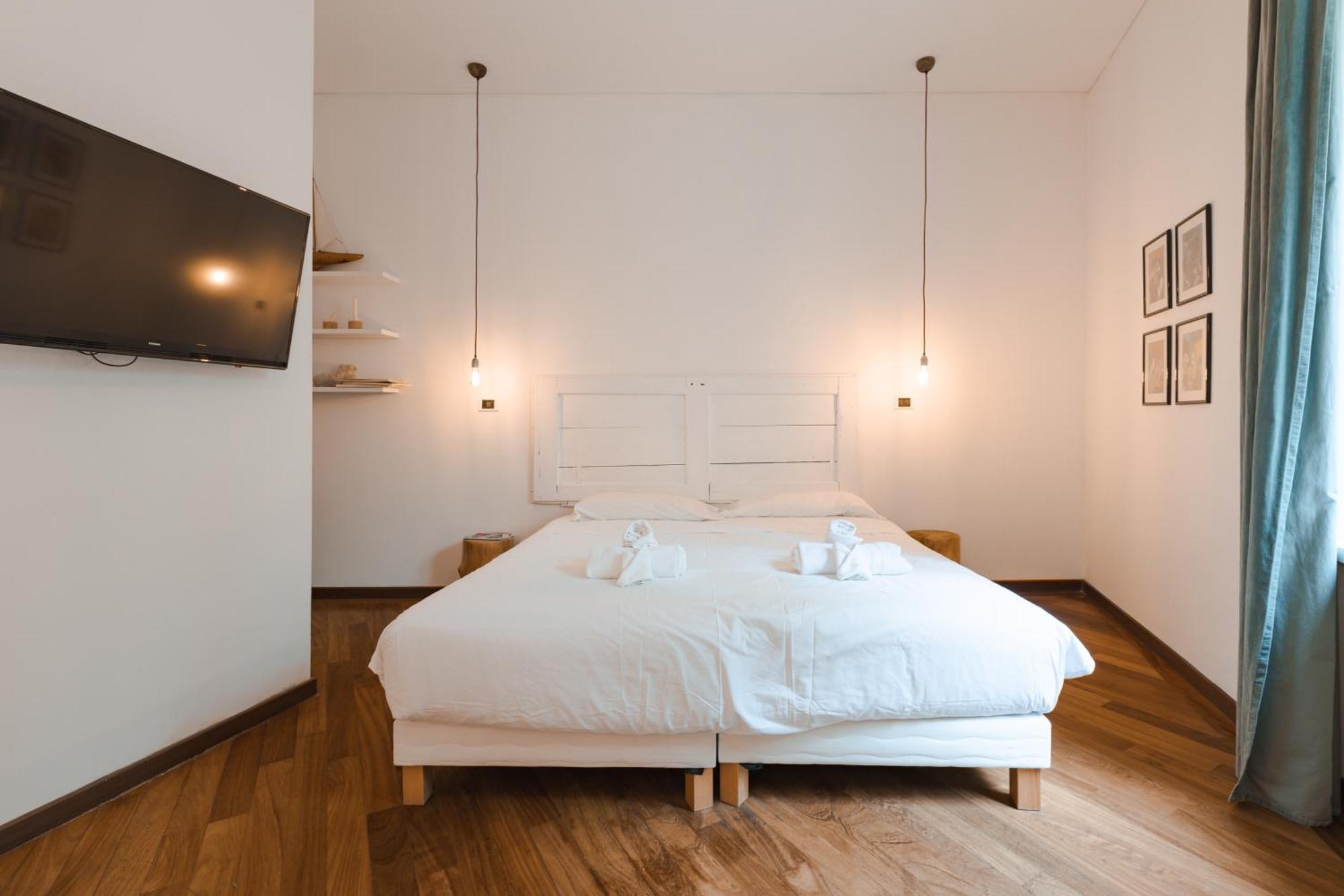 La Stazione Degli Artisti Apartment Триест Екстериор снимка