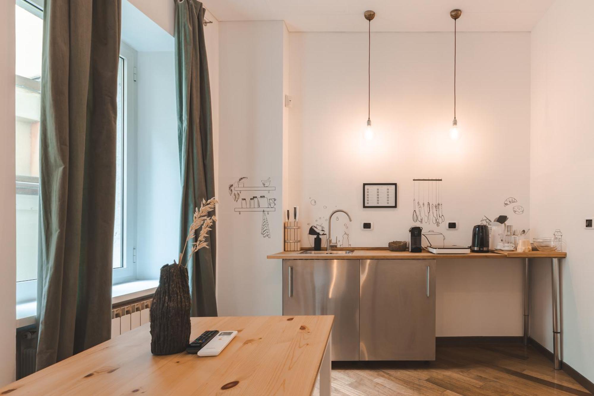 La Stazione Degli Artisti Apartment Триест Екстериор снимка